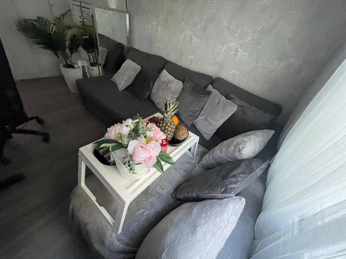 Luxury Room En Madrid Exteriör bild