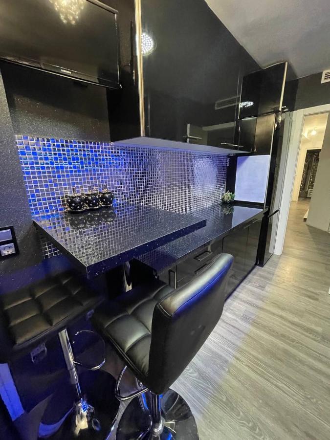 Luxury Room En Madrid Exteriör bild