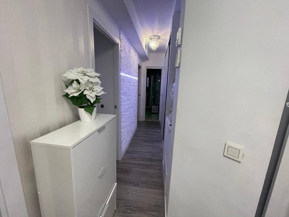Luxury Room En Madrid Exteriör bild