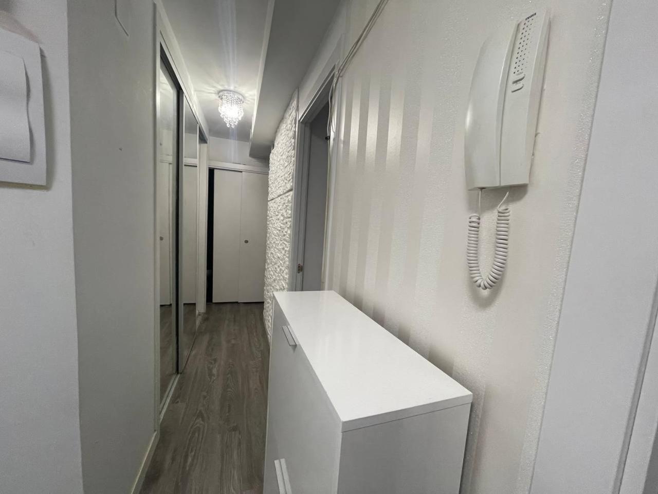 Luxury Room En Madrid Exteriör bild